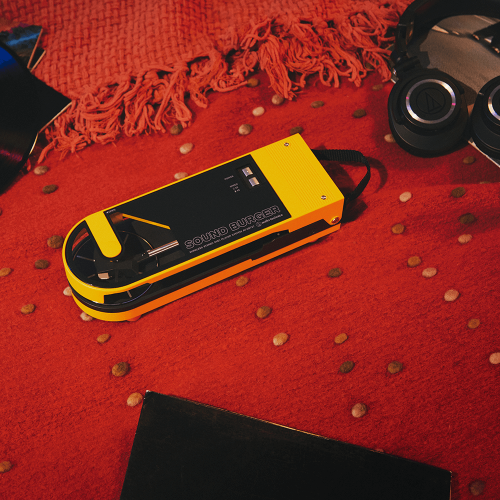 Sound Burger無線可攜式黑膜唱盤機生活影像